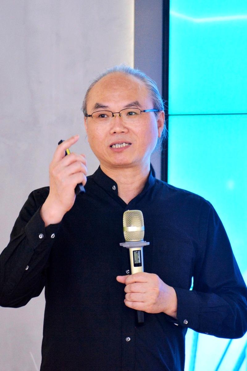 FogvxR8JvboOkoOW3Ik04M1nfuVP